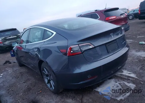 2020 Tesla Model 3 z USA, uszkodzony, nr VIN 5YJ3E1EB2LF663607